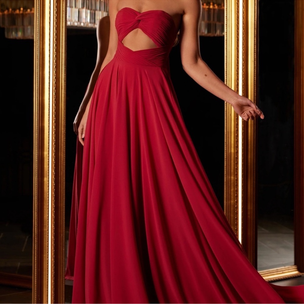 Abyssbyabby Strapless Gown